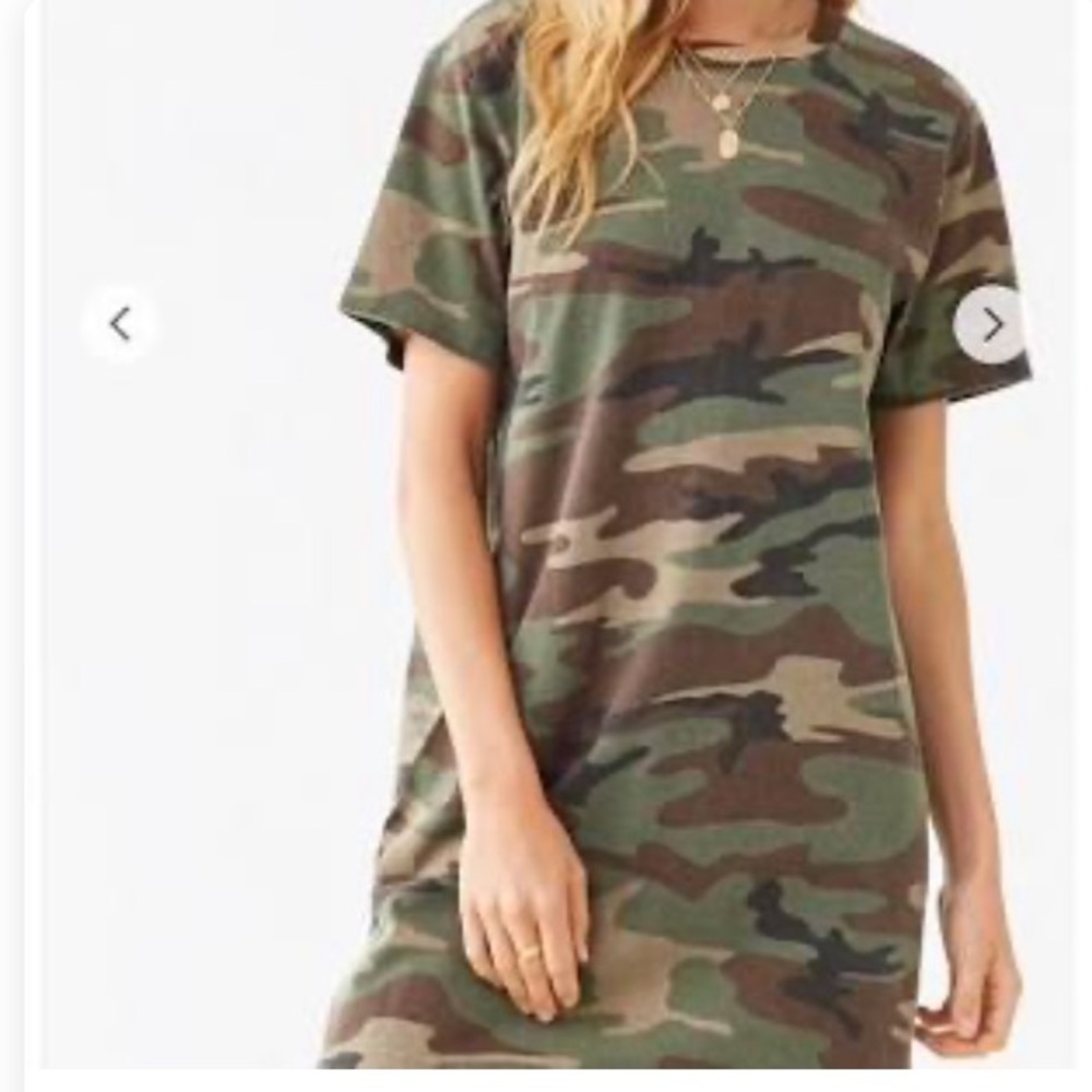 Forever 21     Brand New camo t-shirt dress